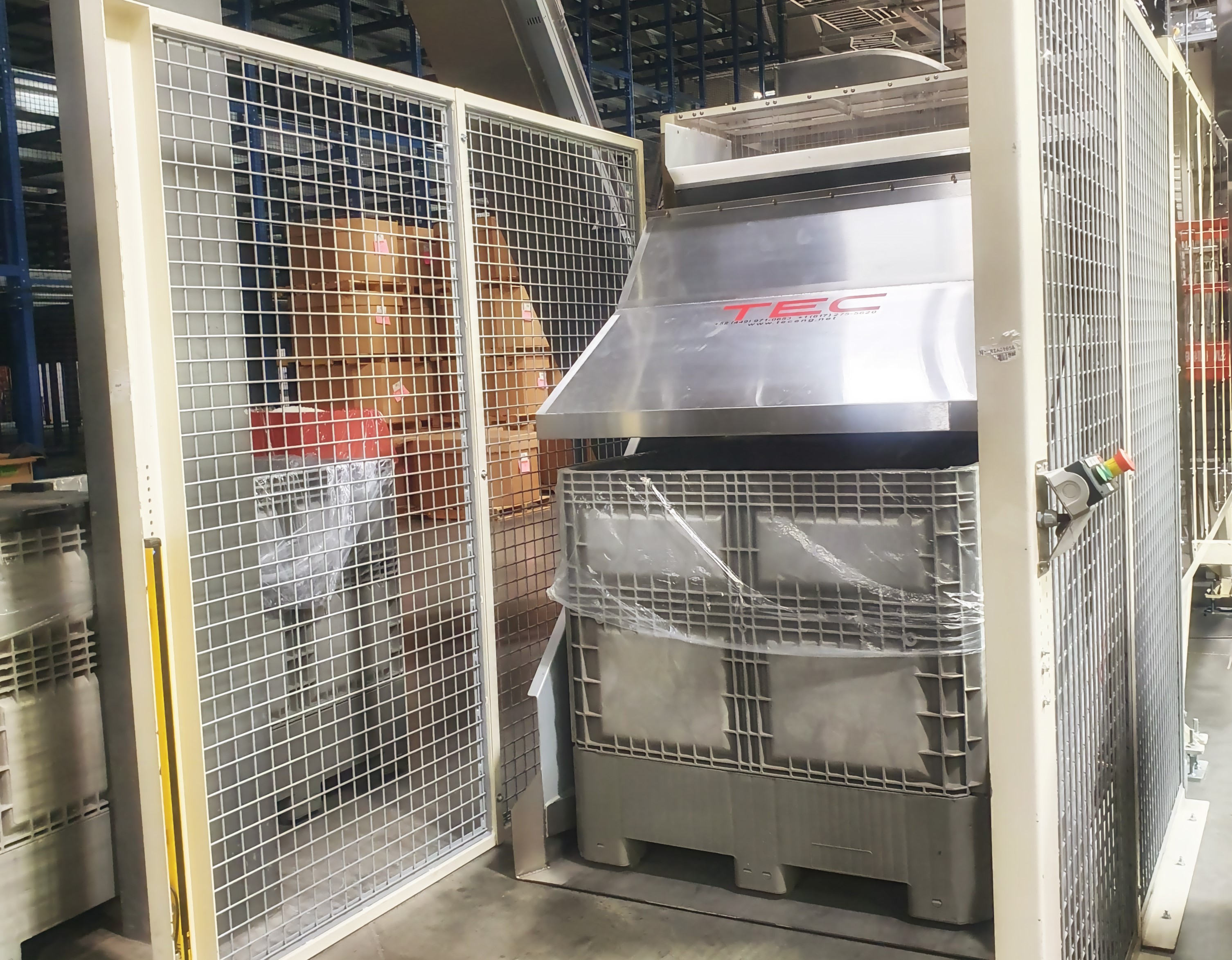 TOTES AND GAYLORDS DUMPER